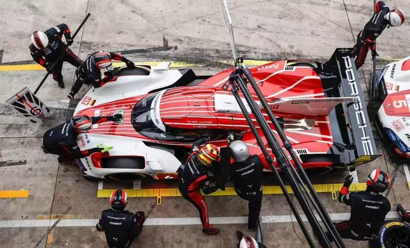 系统由一台 系统由一台