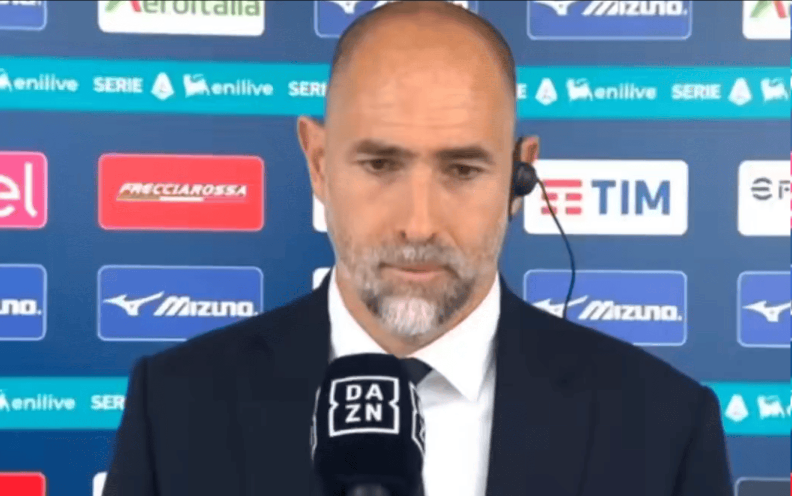 科莫让你感, 我们不是在 科莫让你感, 我们不是在